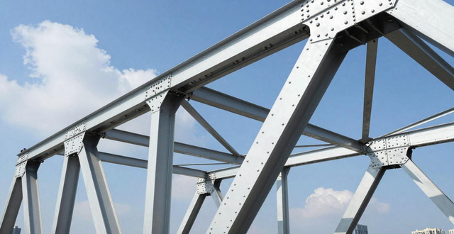 钢结构特点_钢结构箱型梁_钢结构优势